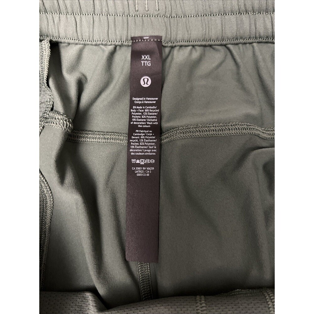 Lululemon Men’s Soft Jersey Short 5 Inch Inseam Grey Eucalyptus Green XXL New - Picture 4 of 5